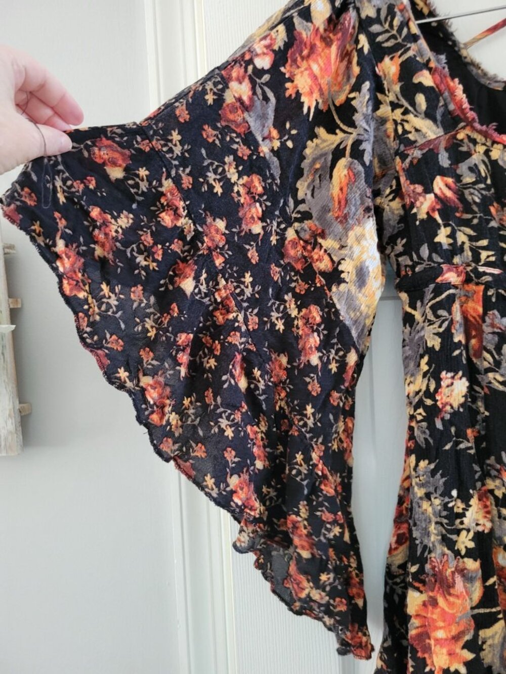 Free People Mini Boho floral Dress size XS bell sleeve coastal cowgirl Fairy - Picture 4 of 11